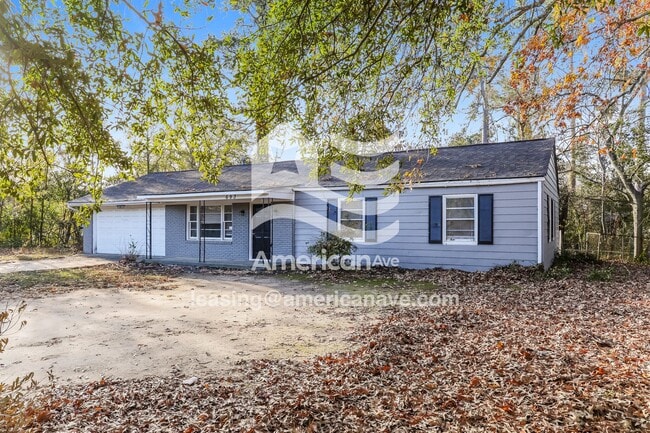 Photo - 693 Aldrich St NE