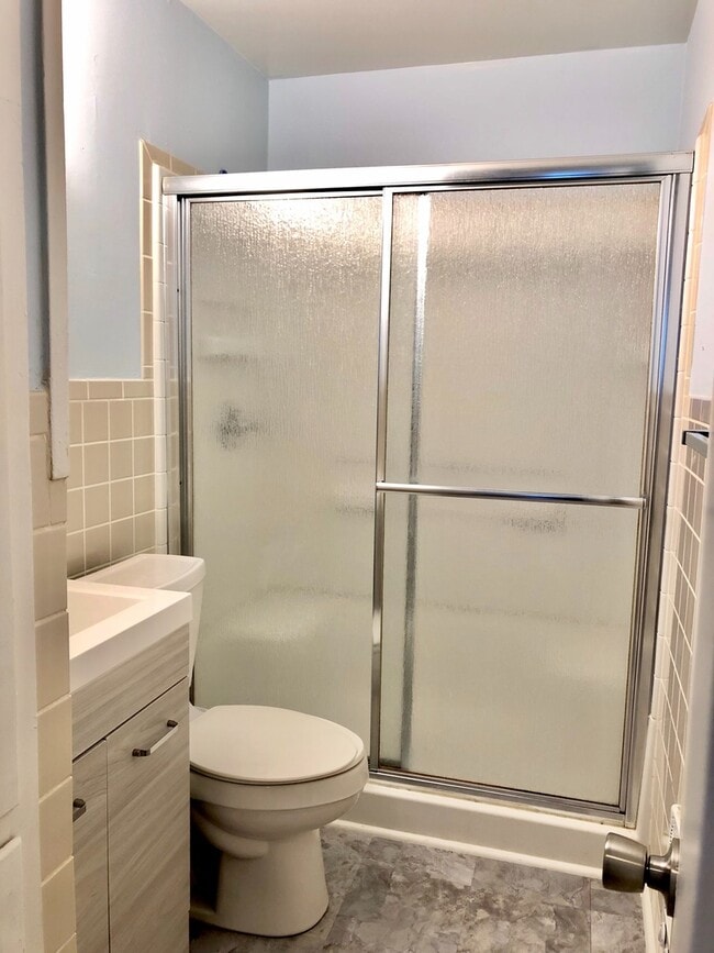 Photo - 3 Bed 1 Bath