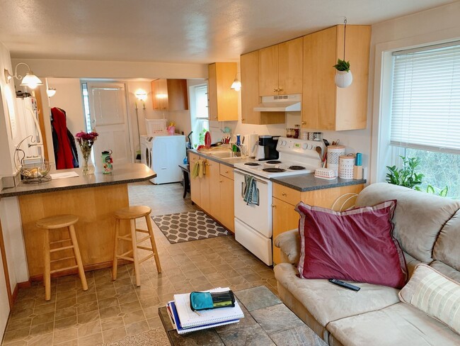 Photo - 1029 High St Unidad #2