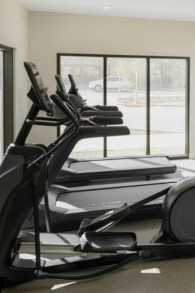 Photo - 88 N Olson Ave Unidad ID1241772P