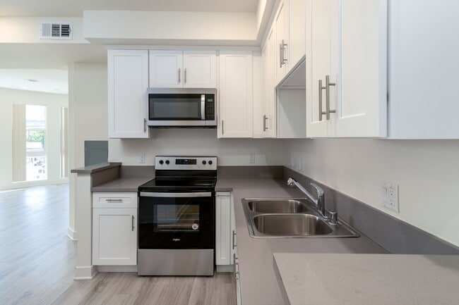 Soul NoHo Apartments