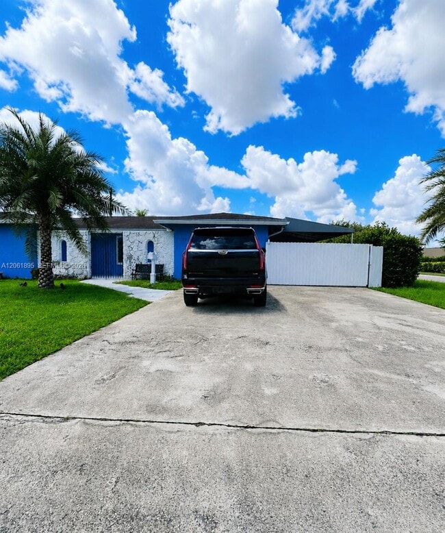 Photo - 7190 SW 13th St