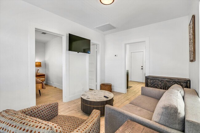 Photo - 5301 Avenue M