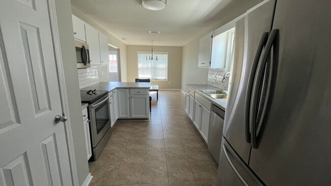 Photo - 463 Sandy Ridge Cir