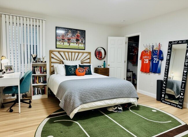 Photo - 2 bedroom in Boston MA 02127