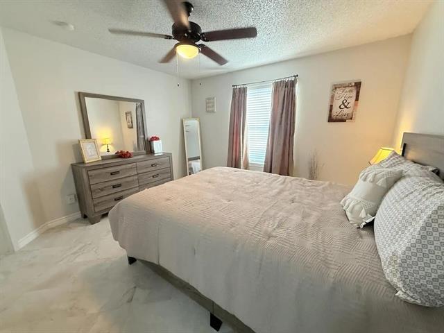 Photo - 1001 Pecan Crossing Dr