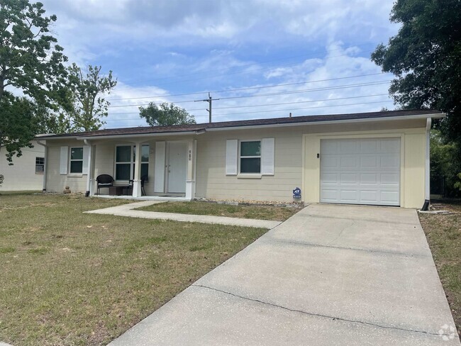 Building Photo - 980 Manati Ave Rental