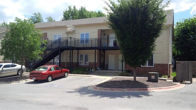 Photo - 851 W Piedmont Pl Condo Unit 3