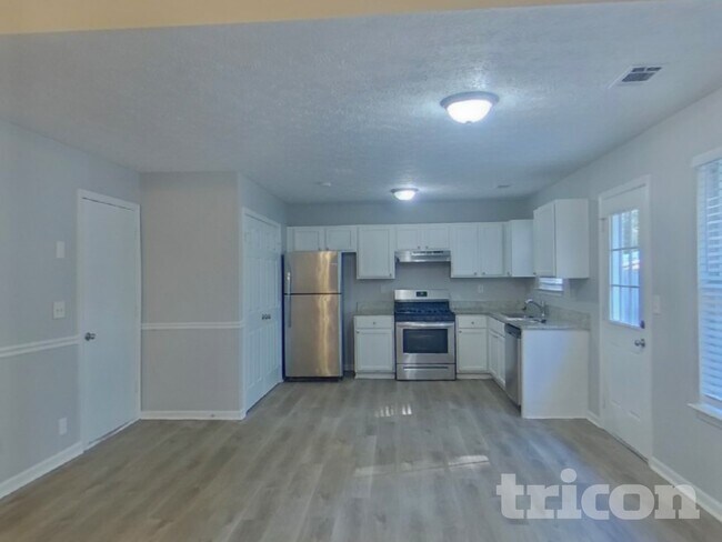 Photo - 5813 Wellborn Creek Dr