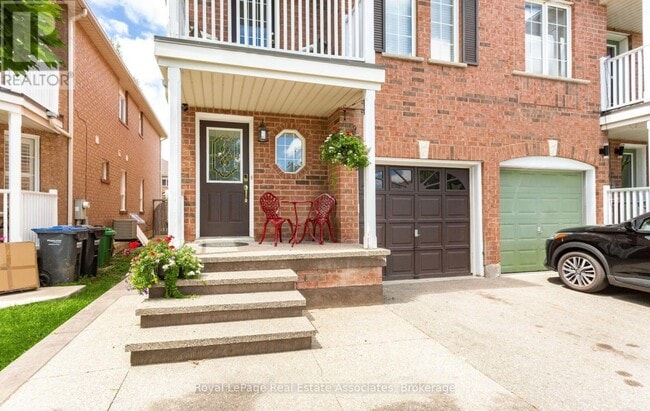 Photo - 116 Lake Louise Dr