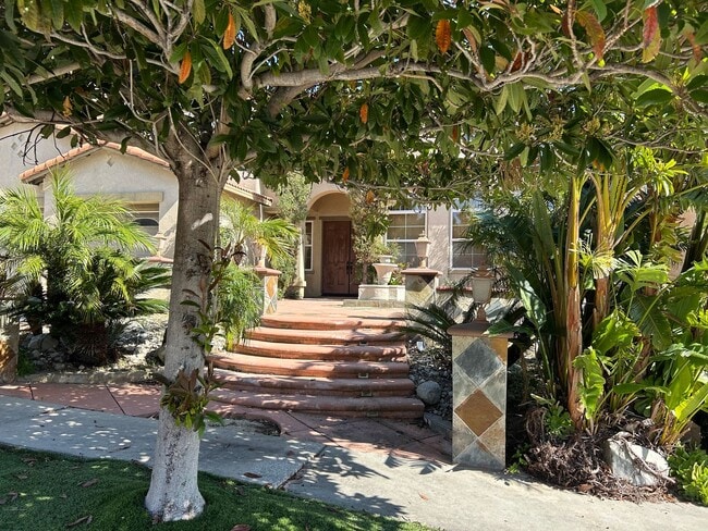 Photo - Spacious 5-Bedroom Home with Stunning Views