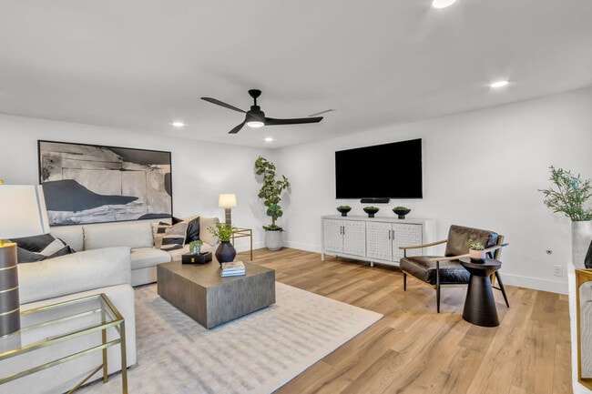 2909 N 81st Pl Unit SI ID1558692P