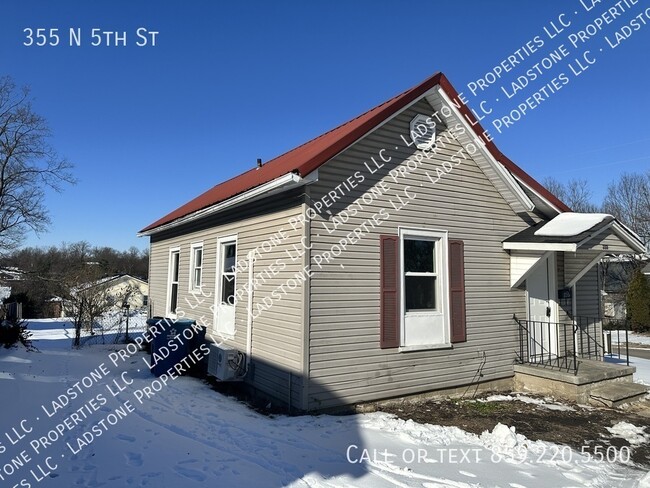 2-Bedroom 1-Bathroom House! - 2-Bedroom 1-Bathroom House!