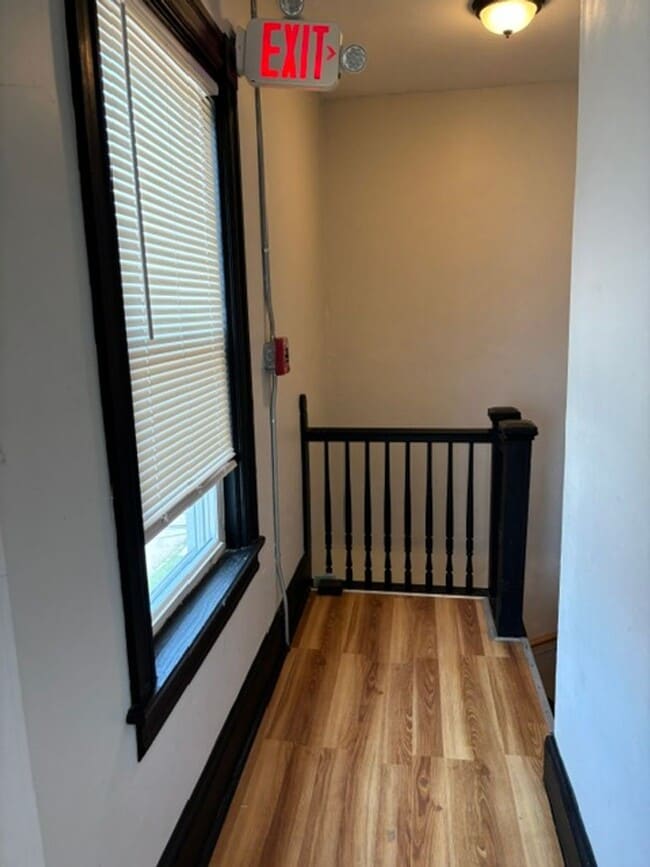 Photo - Pawt  2nd Floor 3 Bed