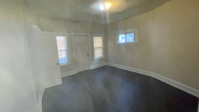 Photo - 1442 E 115 Unit 4