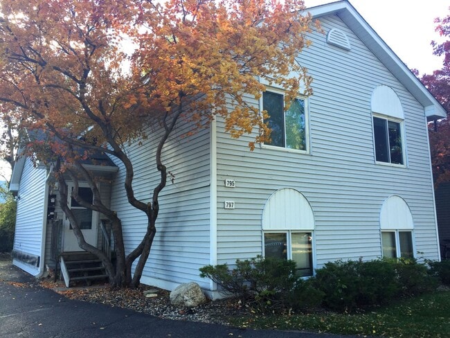 795-797 Weeks Ave SE - 795-797 Weeks Ave SE Apartment Unit 797