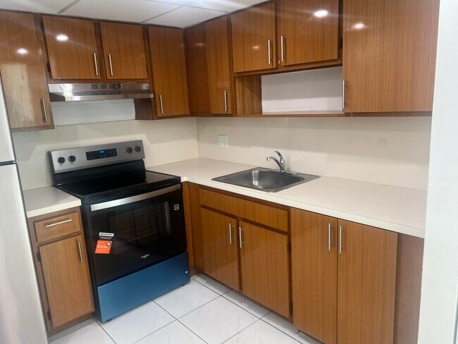 Photo - 2055 SW 122nd Ave Unit 219