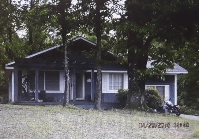 Photo - 109 Castle Ct House