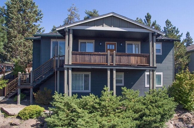 Building Photo - 2564 Monterey Pines Dr Rental