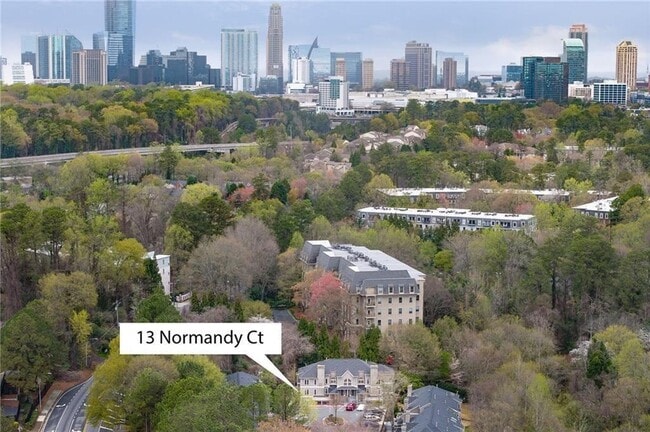 Building Photo - 13 Normandy Ct