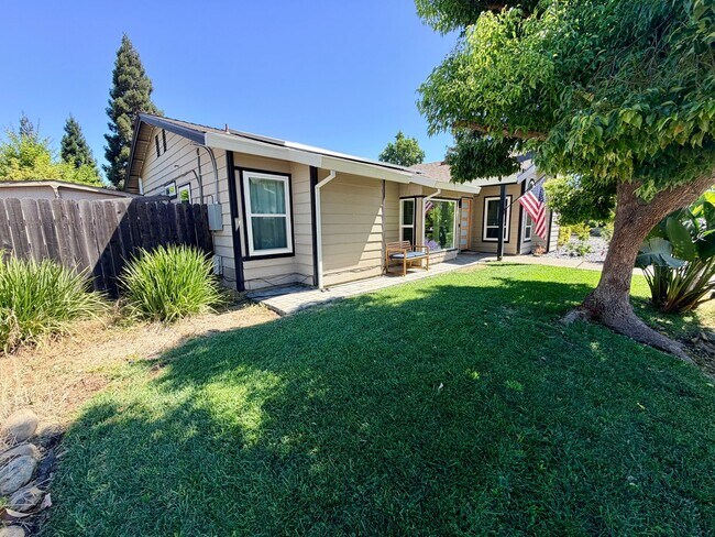 Photo - 5107 Parque Vista Way