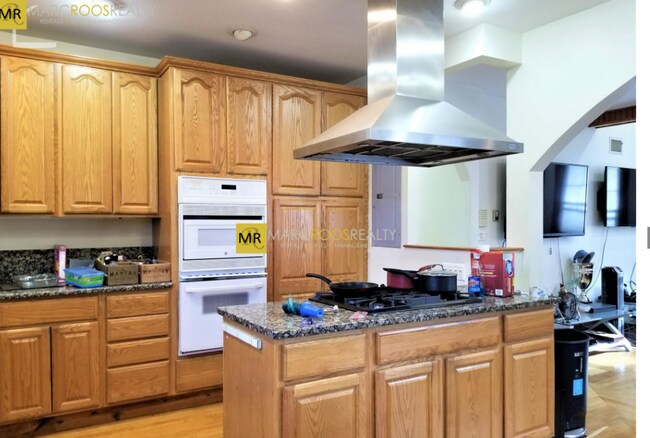 Photo - 38 Babcock St Unit 3