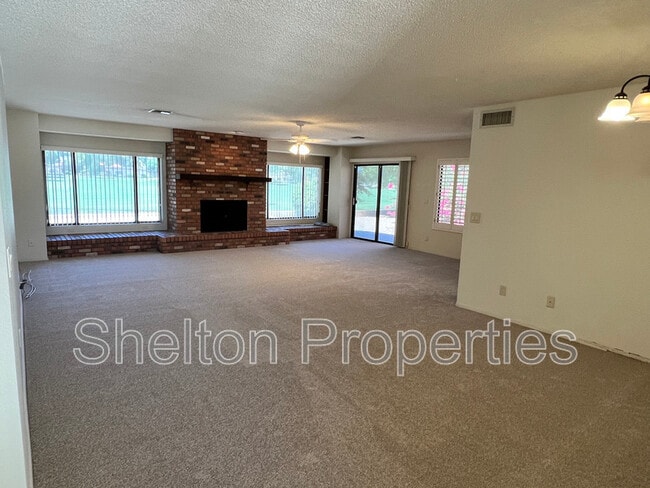 Photo - 18942 N 96th Ln