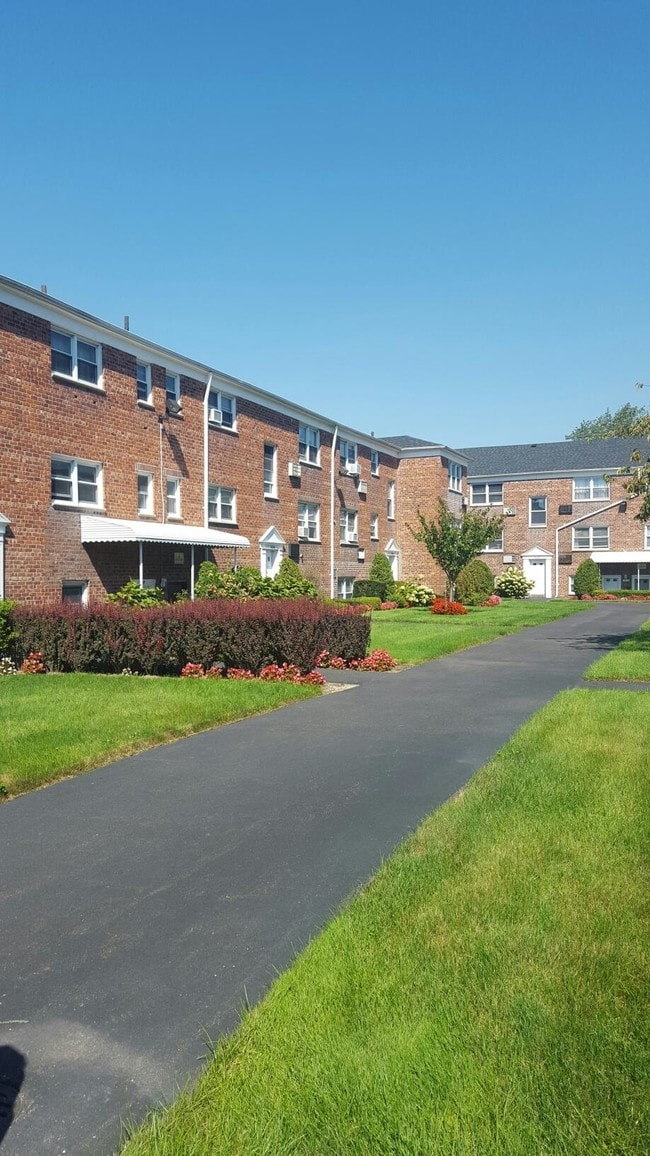 Photo - Eastcrest - No Availability