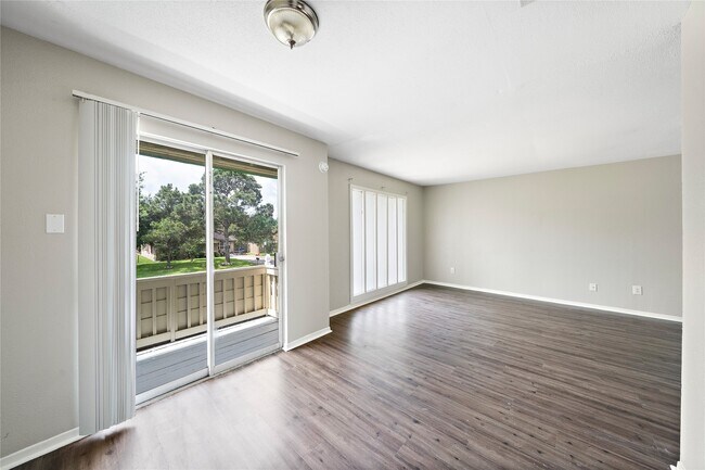 Photo - 2202 16th Ave N Unit 10