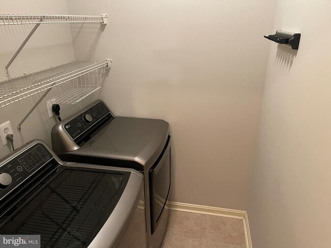 Photo - 3851 Aristotle Ct Unit 1-304