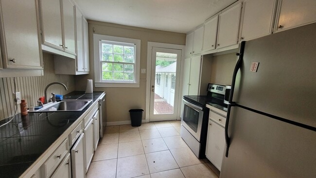 Photo - Pet Friendly 3 Bedroom Cottage in Southdowns