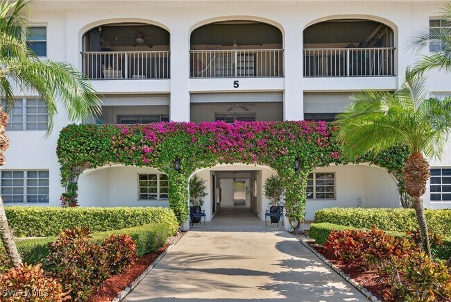 Photo - 5 High Point Cir W Unidad 303