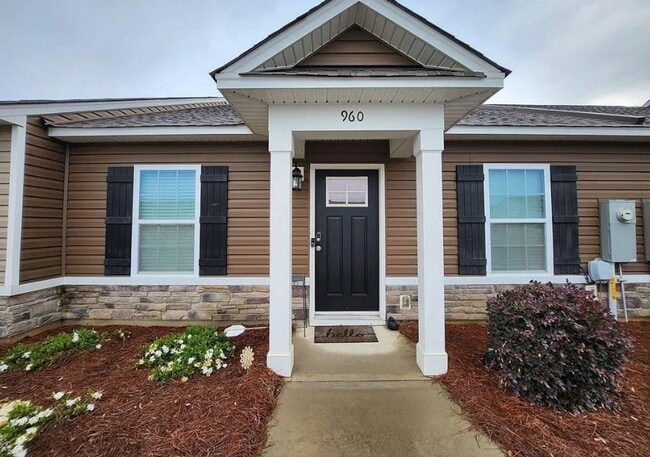 Photo - 960 Madrid Ct