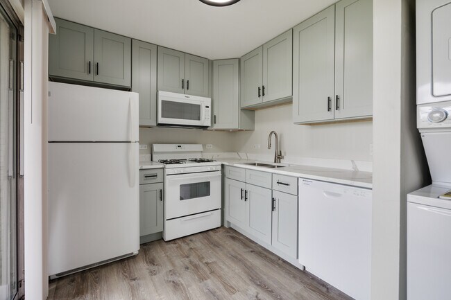 Photo - 117 Gant Cir Unit F