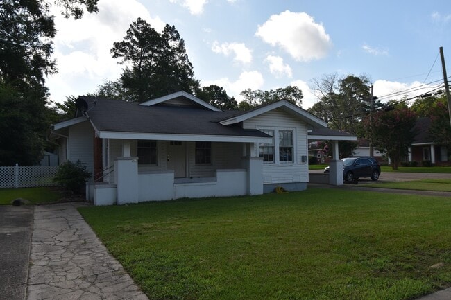 Photo - Recently Updated 3 Bedroom House