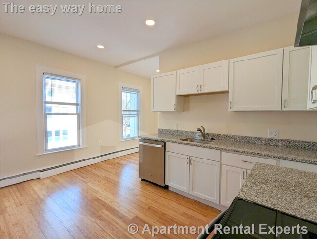 Photo - 19 Cameron Ave Unit #3