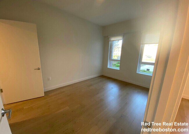 55 Brighton Ave Unit 609