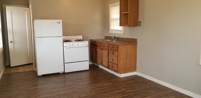 Photo - 2421 22nd St Unidad 2422 22nd Pl