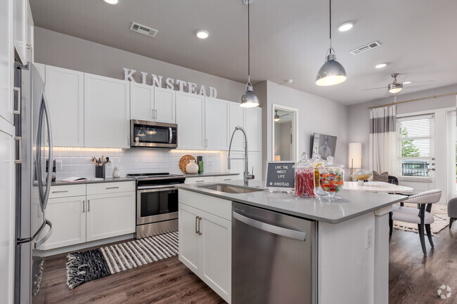 Interior Photo - Kinstead Rental