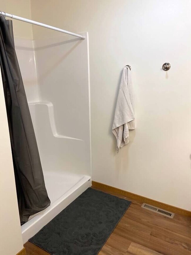 Photo - 808 Windom St Unidad 1