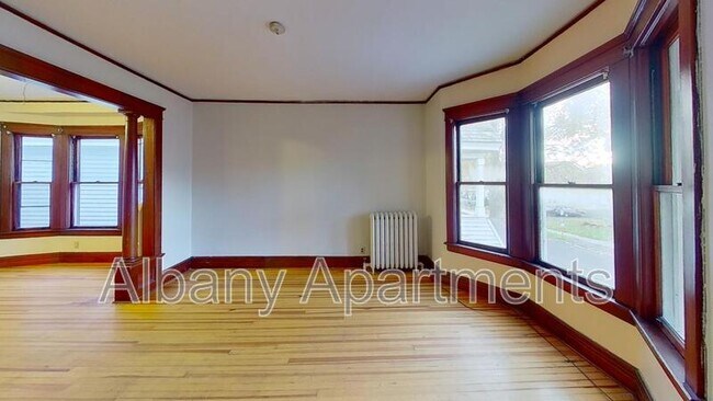 11 Alden Ave