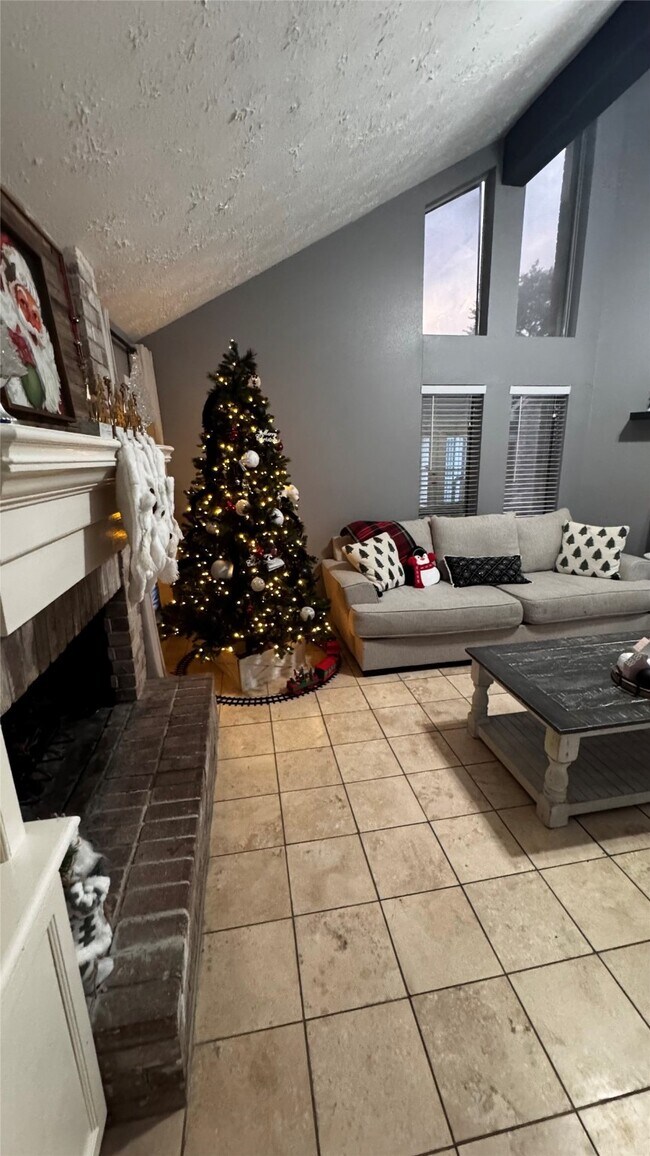 Photo - 21418 Park Mt Dr