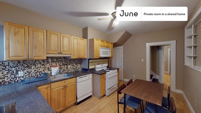 Photo - Room in Shared 6 bed/2 bath home Unidad D