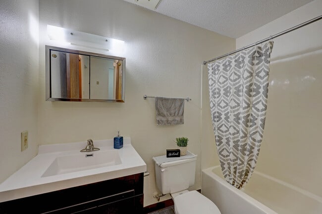 Cedar Acres Apartments