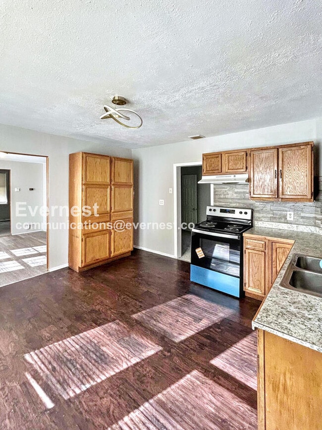 Photo - 3295 W 46th St Apartment