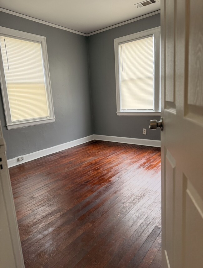 Photo - 2483 Lowell Ave