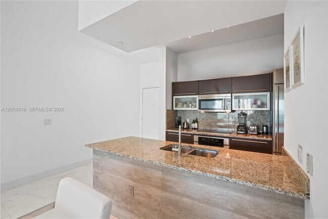 Photo - 950 Brickell Bay Dr Unidad 4101