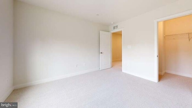 Photo - 7015 Cheston Way