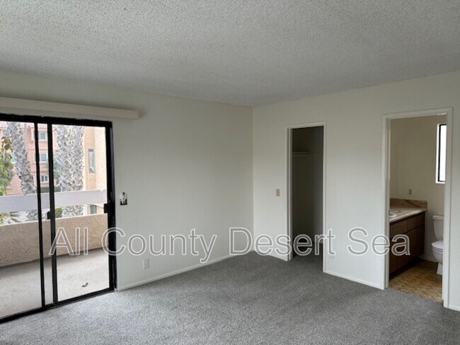 Photo - 205 19th St Unit 205 19th A