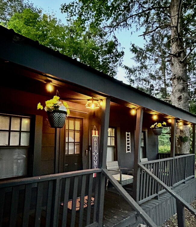 Photo - 1452 Huntersland Rd